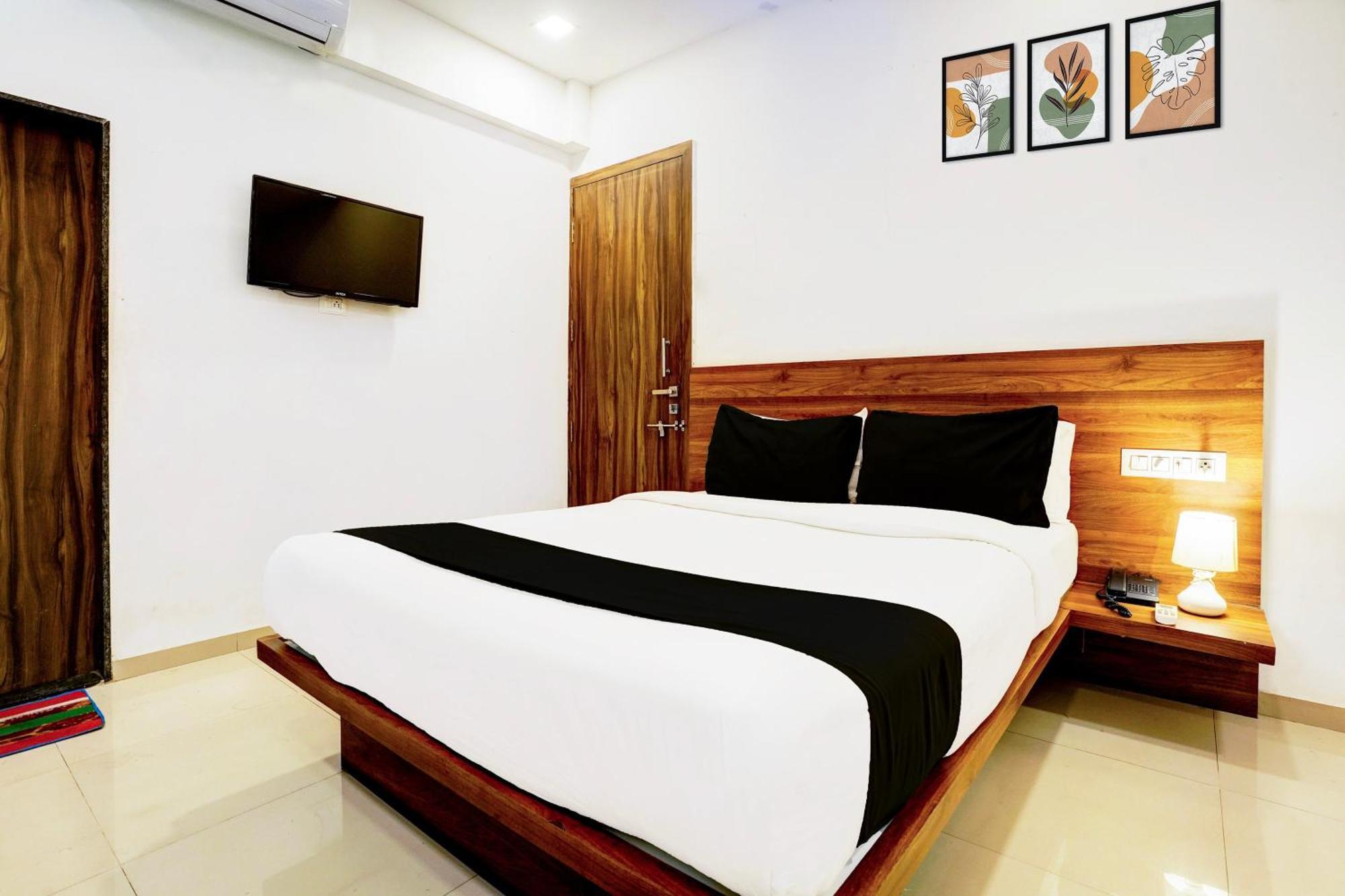 Super Hotel O Nashik Road Formerly The Address Hotel 外观 照片