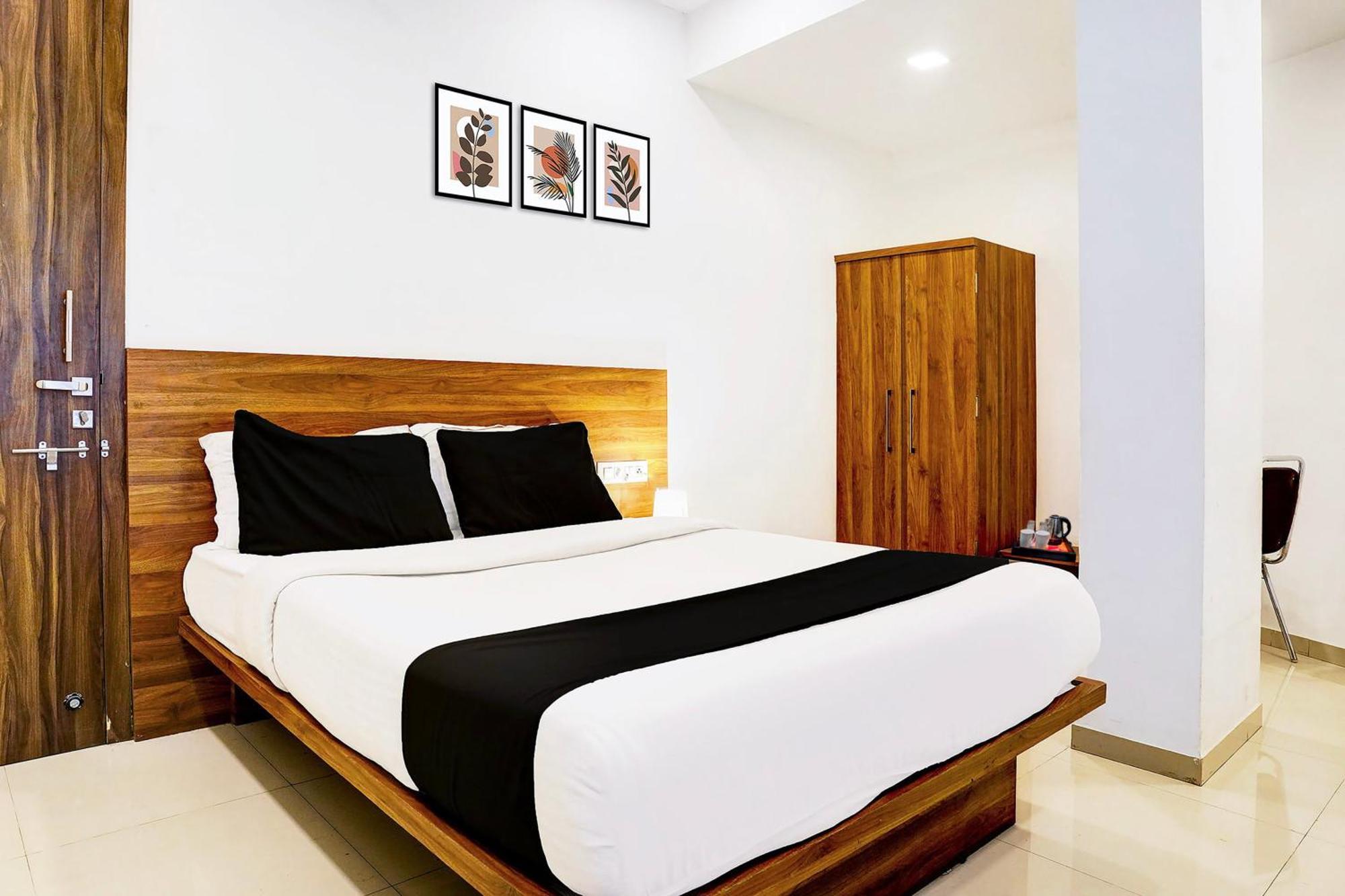 Super Hotel O Nashik Road Formerly The Address Hotel 外观 照片