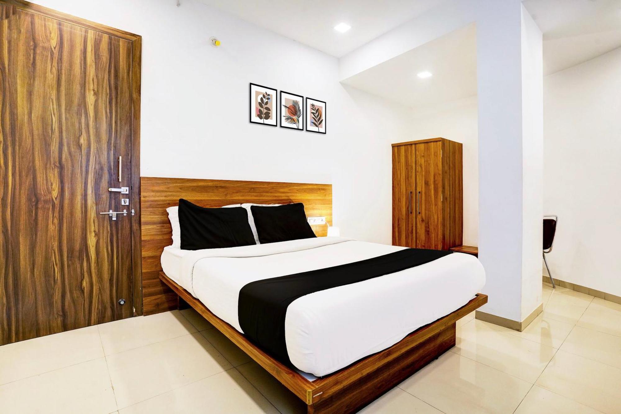 Super Hotel O Nashik Road Formerly The Address Hotel 外观 照片