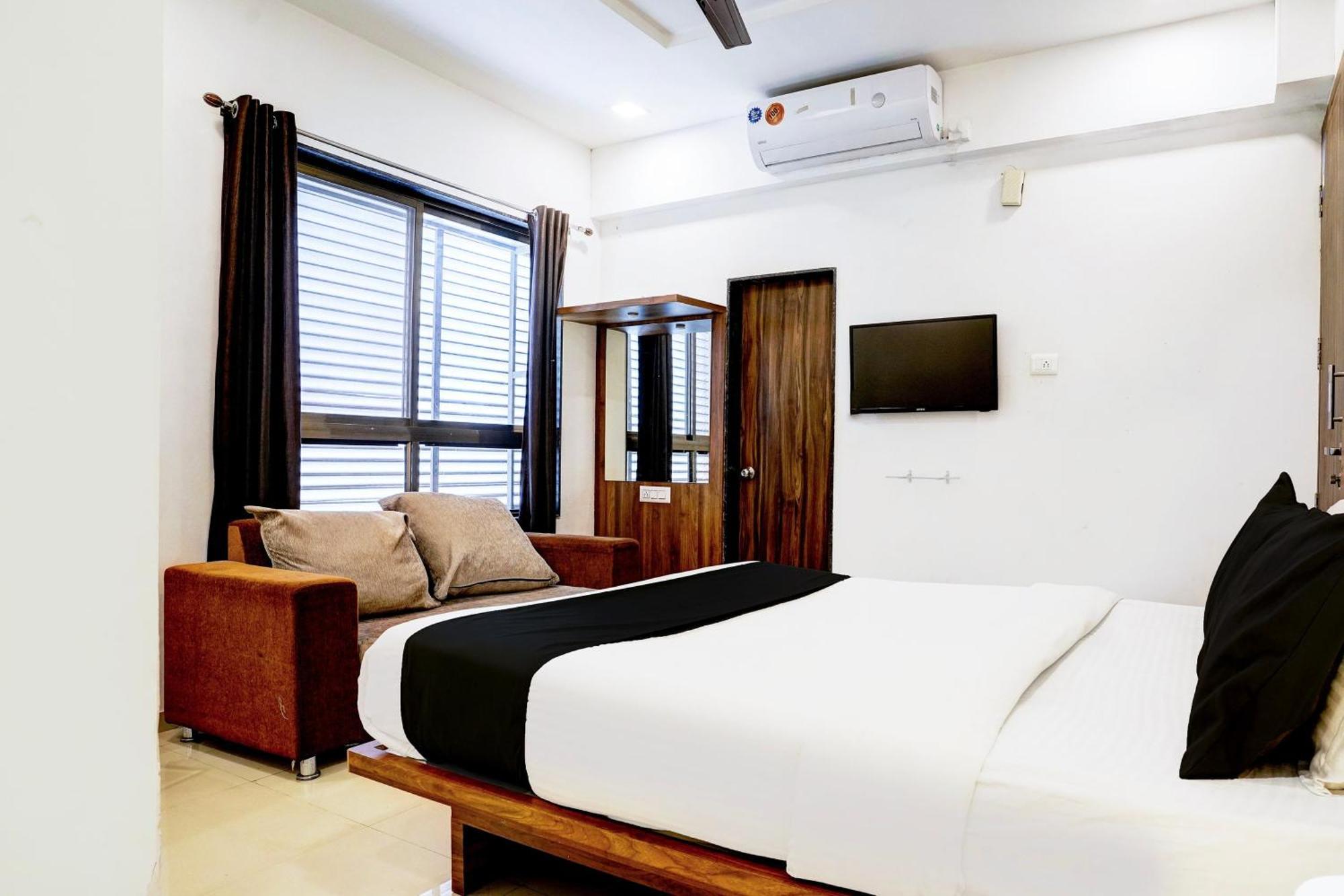 Super Hotel O Nashik Road Formerly The Address Hotel 外观 照片